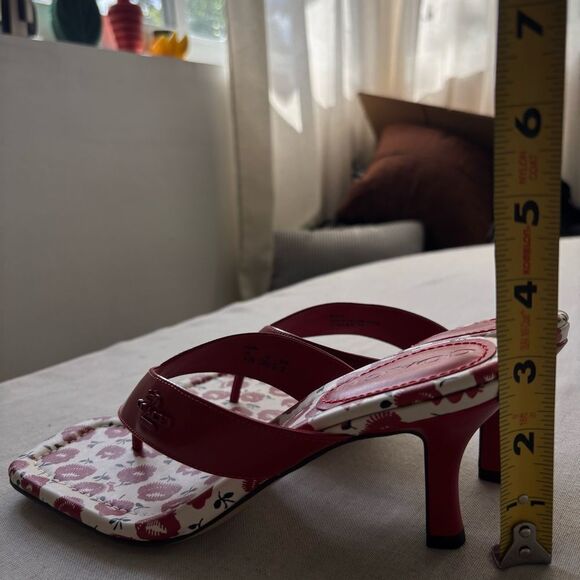 NEW COACH Women's Thong Kitten Heel With Floral Print Bold Red CBM86 US 8.5 - Picture 9 of 10